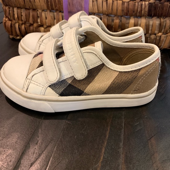 Burberry Other - Burberry toddler size 26 EU, 8.5 US - Gently Used